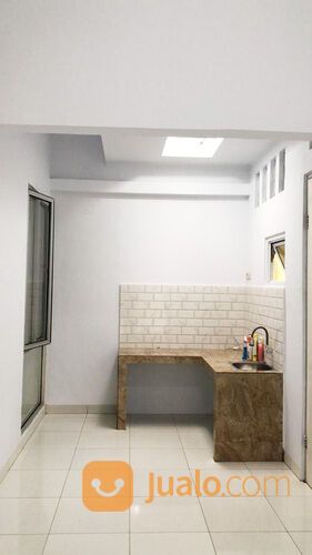 Rumah di Mutiara Gading City Bekasi Dekat South Lake Park Bekasi, RS Taman Harapan Baru