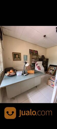 RUMAH Jalan Cirendeu Permai V Kelurahan Lebak Bulus Kecamatan Cilandak DKI Jakarta Selatan