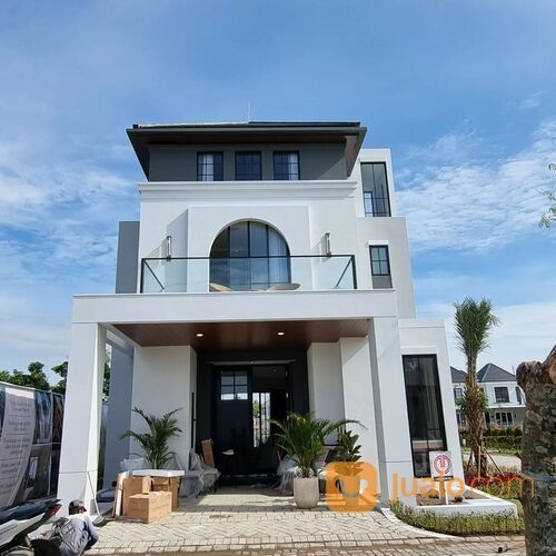 Rumah Mansion Nine Raya Wiyung 2 Lantai Dekat Citraland PTC Surabaya