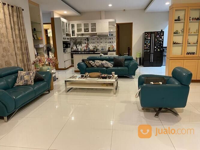 RUMAH RAPIH DI DE PARK BSD CITY HELICONIA