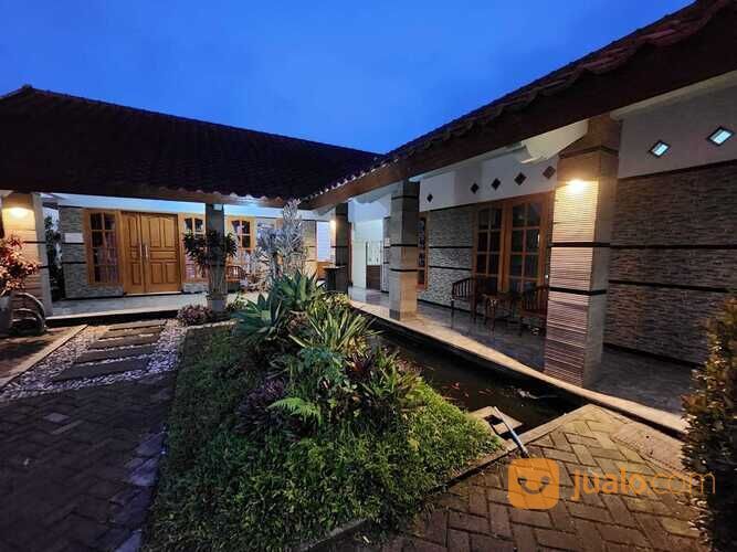 Villa Batu Fasilitas Private Pool, pesanggrahan Batu