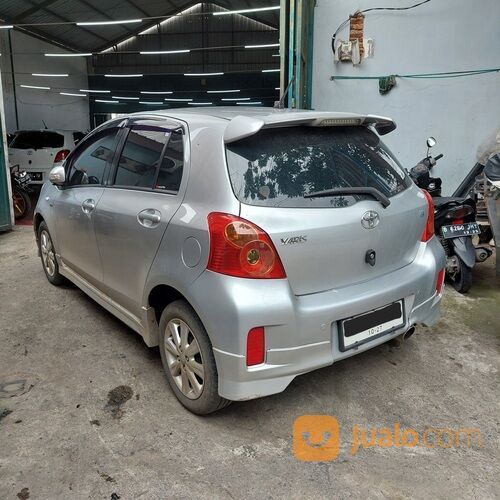 Toyota Yaris 2012 E Manual
