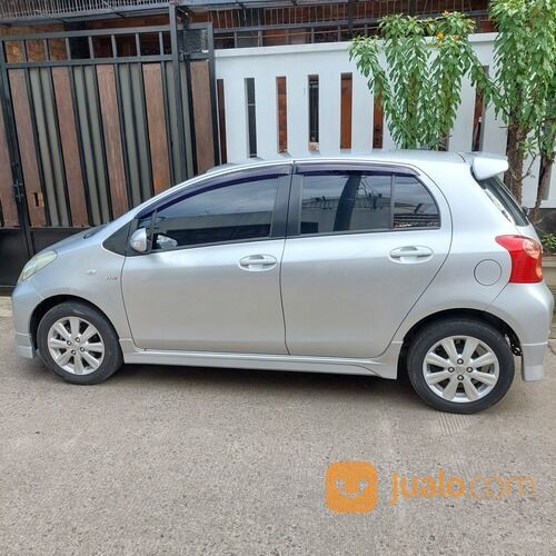 Toyota Yaris 2012 E Manual