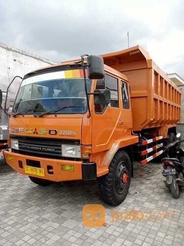 Mitsubishi Fuso 6x4 HD Dump Truck Tronton index 24 Tahun 2018