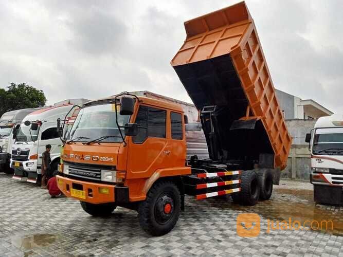 Mitsubishi Fuso 6x4 HD Dump Truck Tronton index 24 Tahun 2018