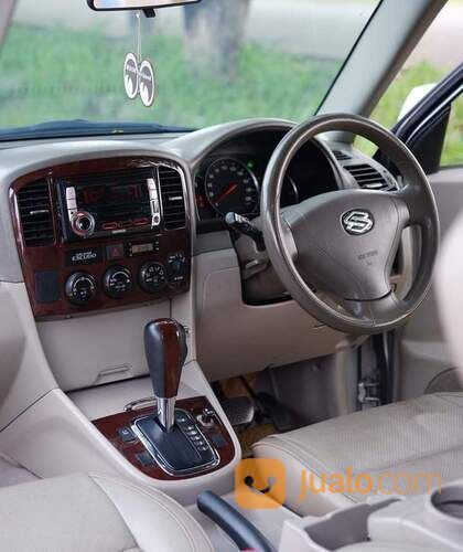 suzuki escudo tahun 2005