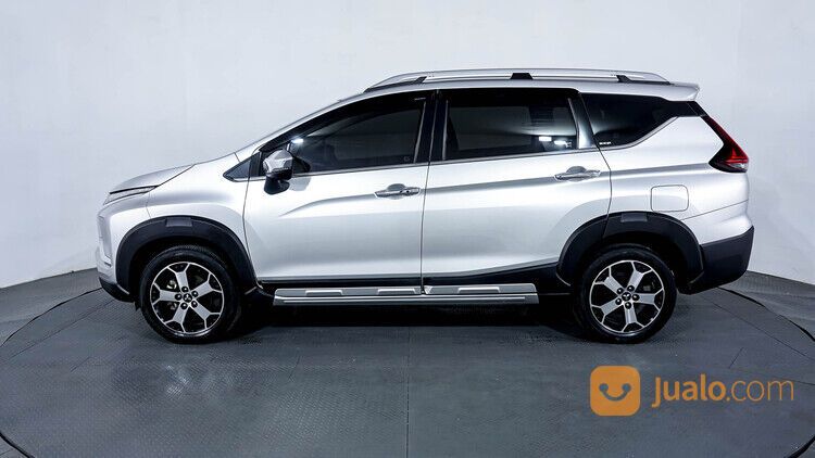 Mitsubishi Xpander Cross AT 2019 Silver