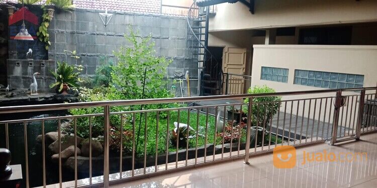 Rumah Bagus Kawasan Elite Jl. Karang Arum Setiabudi Pasteur Sukajadi Bandung