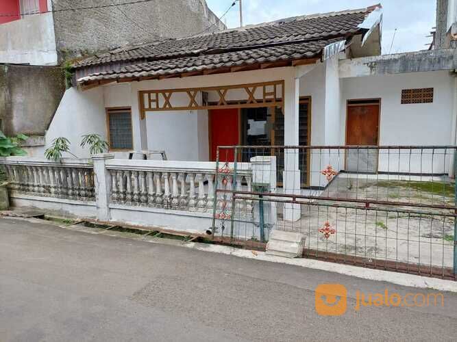 rumah di komplek riung bandung kota madya soekarno hatta