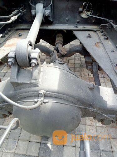 HEAD TRAILER NISSAN CWA 260 HT 6X4 2012