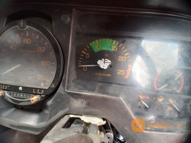 Wing box fuso build up 8DC9