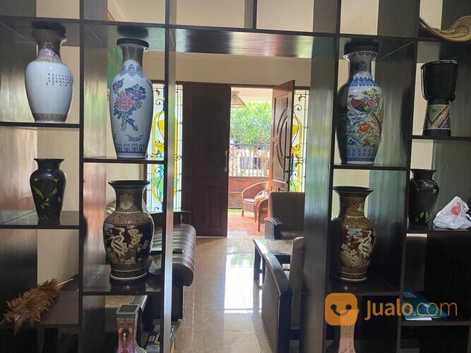 Rumah mewah di kompleks PanjiTilar kota Mataram