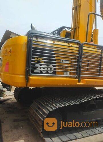 Excavator Komatsu PC200-8M0 Tahun 2020