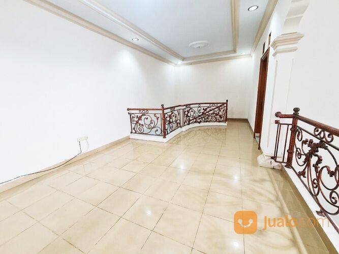 Rumah di Cempaka Putih Tengah (Taman Solo) Dekat Transmart Cempaka Putih, RS YARSI