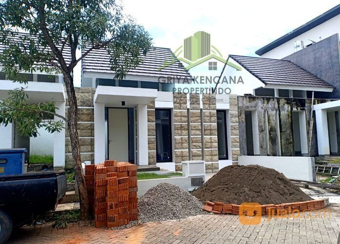 Rumah Ready Stok The Argopuro Perumahan Elit Jember (Terima beres Finishing siap huni)