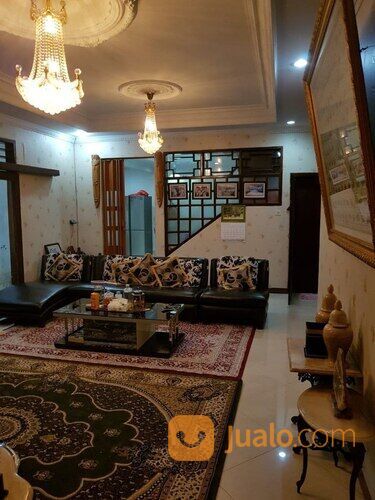 Rumah Murah Klasik Jakarta Timur Kampung Melayu Semi Furnish Strategis