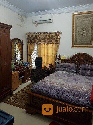 Rumah Murah Klasik Jakarta Timur Kampung Melayu Semi Furnish Strategis