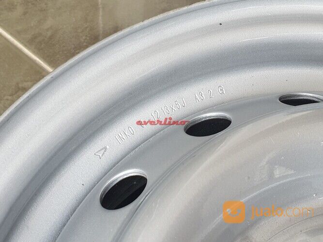 berkah BEKAS 4pcs barusan REPAINT velg besi kaleng R13 5x114 surabaya