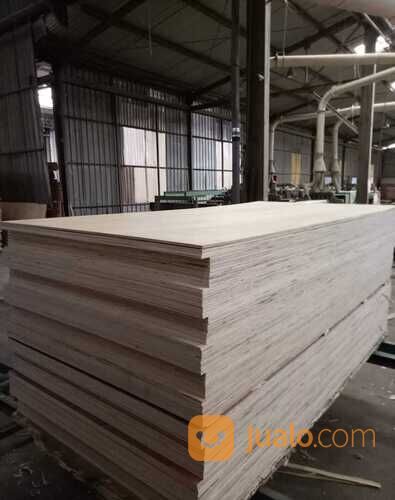 PABRIK PLYWOOD DAN BARECORE