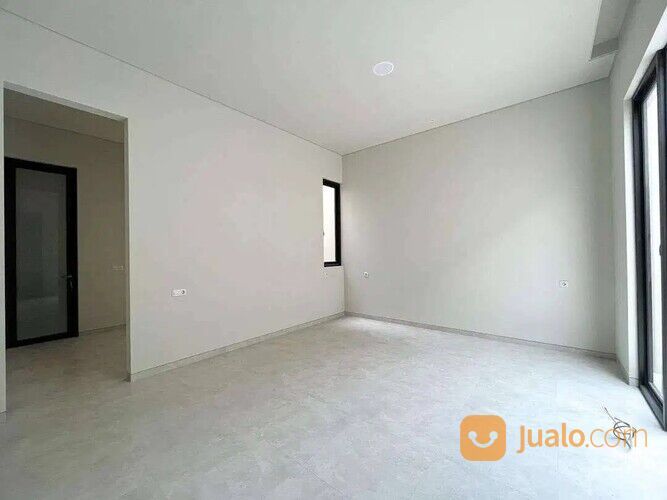 Rumah Bagus Minimalis Surabaya di Jalan Manyar Tirtoasri