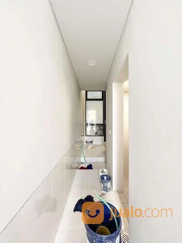 Rumah Bagus Minimalis Surabaya di Jalan Manyar Tirtoasri