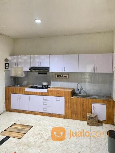 Rumah dalam perumahan ambarketawang sidoarum