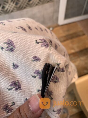 Jasa Laundry Cuci Boneka Depok