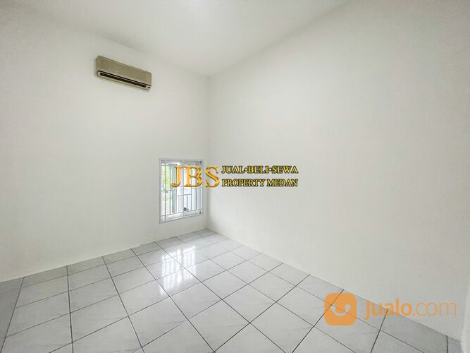 Sewa Villa Komplek Cemara Hijau