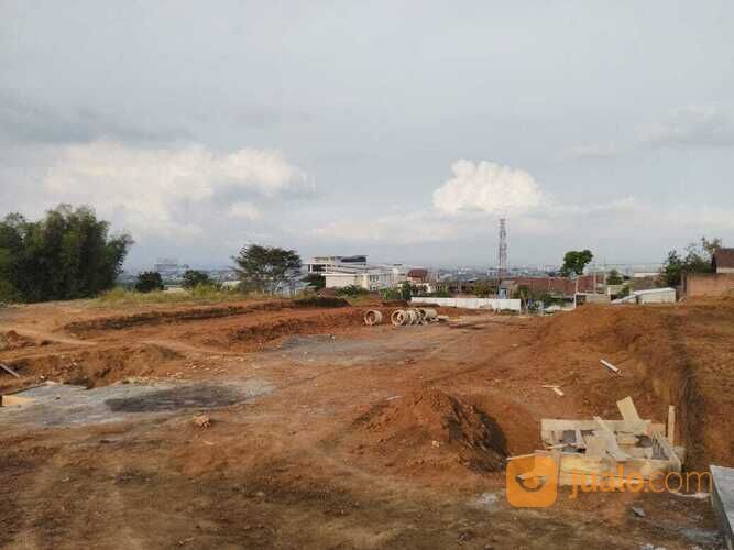 Rumah Modern Strategis 300 Jutaan di AURA PARK Malang