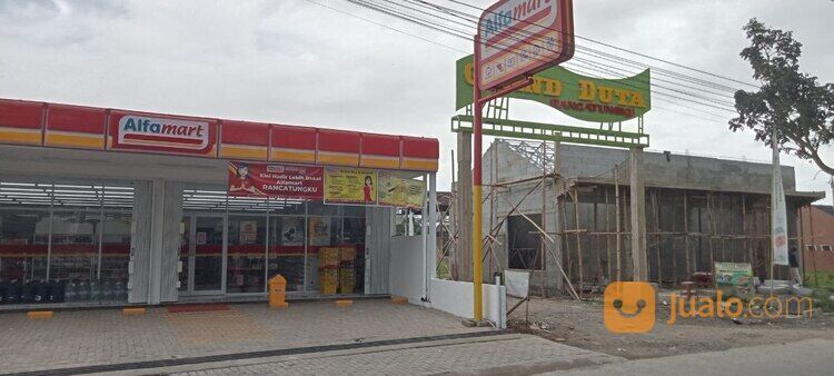 Komplek Perumahan Asri suasana pedesaan