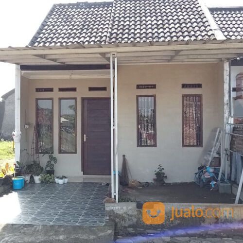 Komplek Perumahan Asri suasana pedesaan