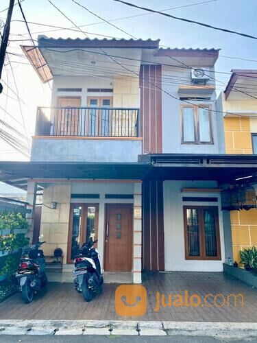 Rumah di Green Santika Beji Depok (7 MENIT TOL KUKUSAN)