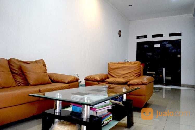 Rumah di Green Santika Beji Depok (7 MENIT TOL KUKUSAN)