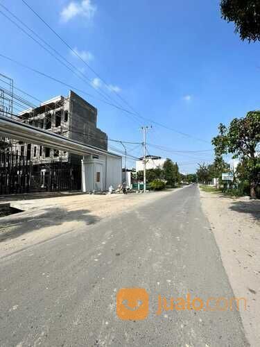 THE FULLERTON (Jalan Madio Santoso - Krakatau) Medan