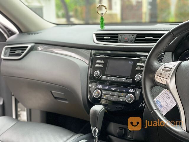 Nissan Xtrail T32 2.5 XT 2015 KM 26 rb asli