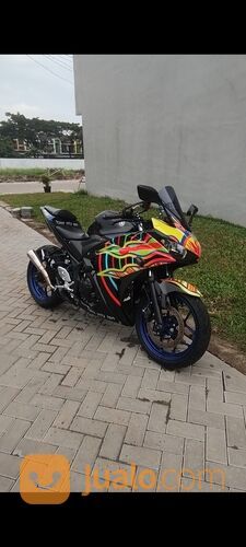 R25 th 2017, low kilometer (decal by rey decal jakarta/ striping ori aman)