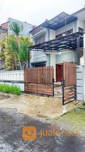 Rumah Mewah Siap Huni di Jalan Kurmo Pisang Candi Malang 2 Lantai 2,6 Milyar