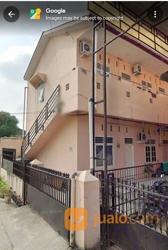 Kamar Kos luas 30 m2 dengan kamar mandi + ruang tamu sendiri.