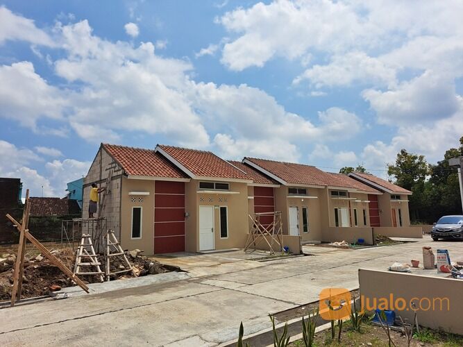 Rumah baru di Banyon Kroyo Karangmalang Sragen Bisa Cash/Kpr