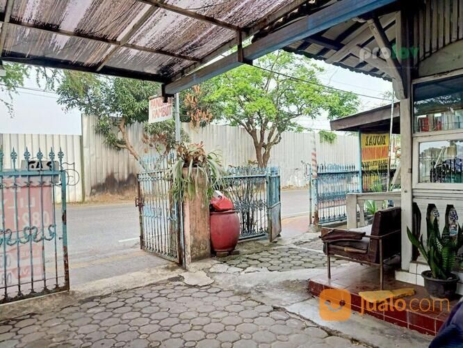 Rumah dan Kost-kostan di Jalan Sriwijaya Regol Bandung