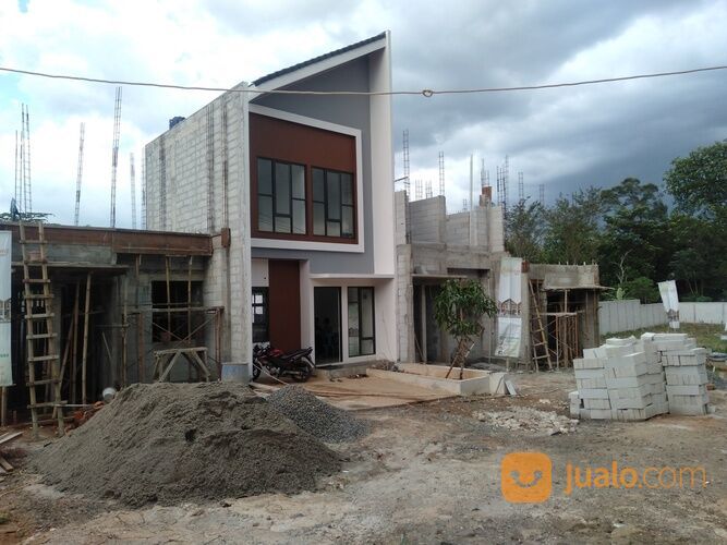 RUMAH RUMPIN DEKAT STASIUN CISAUK, PERBATASAN BOGOR TANGERANG