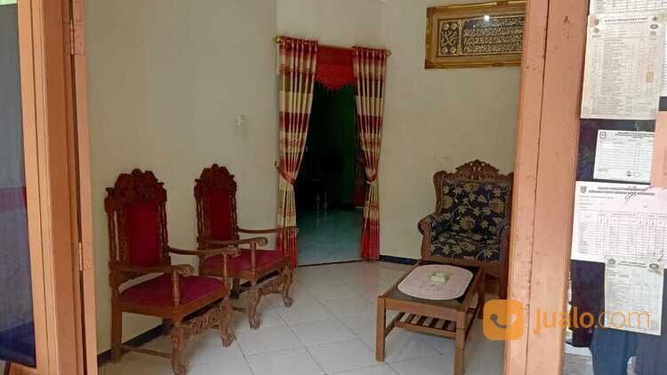 Rumah Kalisegoro Dekat Asrama Putri UNNES