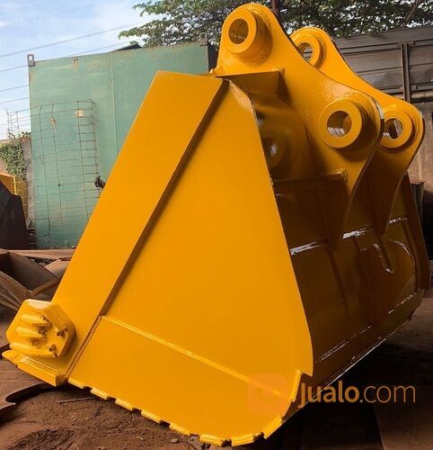 Bucket untuk Excavator PC300 kondisi Baru
