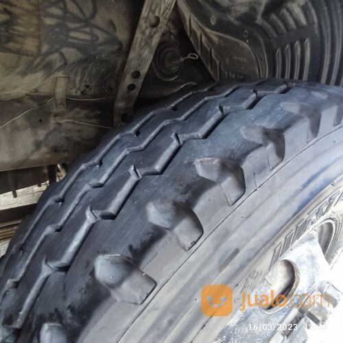 Truk Wingbox Mitsubishi Fuso Super Great 6D24 Tahun 2008