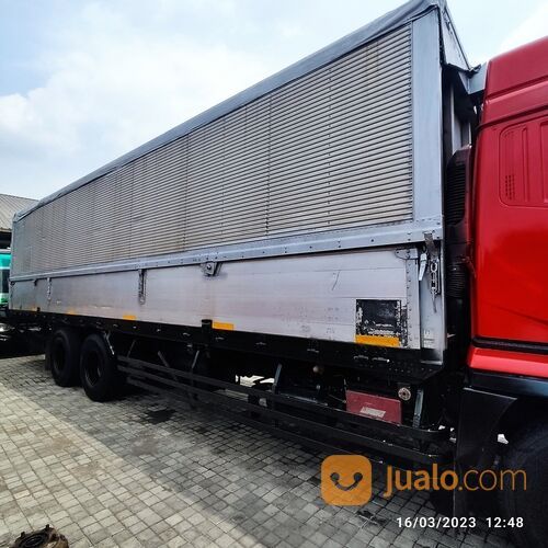 Truk Wingbox Mitsubishi Fuso Super Great 6D24 Tahun 2008