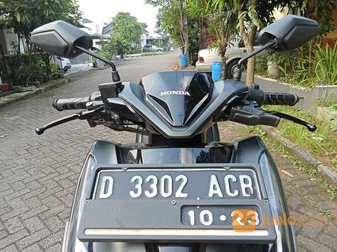 Honda Vario 150 Keyless Hitam Bandung
