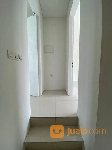 Rumah Baru Gress di Perumahan Graha Natura Surabaya