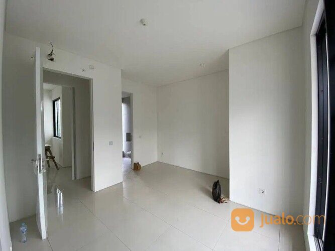 Rumah Baru Gress di Perumahan Graha Natura Surabaya