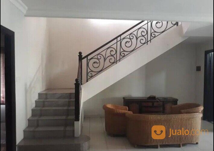 Rumah Mewah di Perumahan Wisata Bukit Mas Surabaya