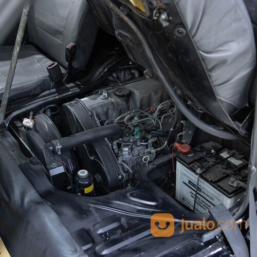 MITSUBISHI L-300 (BLACK) TYPE PICK UP BOX ALUMUNIUM 2.5 M/T (2017)